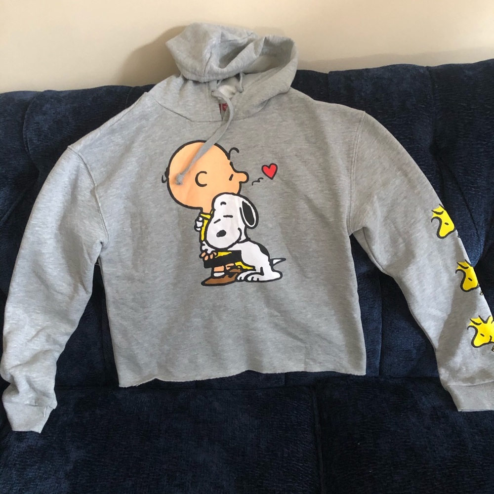 peanuts xs gray hooded sweatshirt